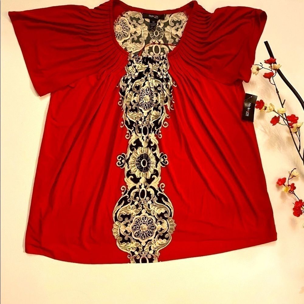 Style & Co Women’s Floral top Size :0X